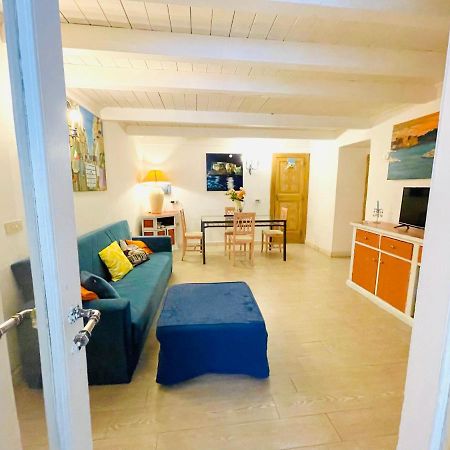 נאפולי Bella Mbriana Rooms מראה חיצוני תמונה