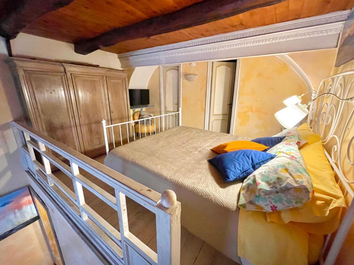 נאפולי Bella Mbriana Rooms מראה חיצוני תמונה