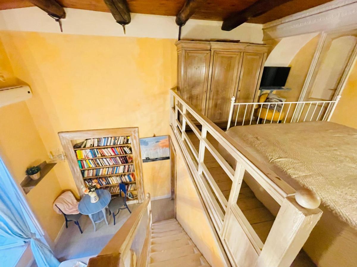 נאפולי Bella Mbriana Rooms מראה חיצוני תמונה