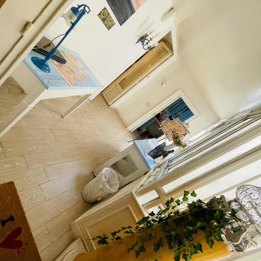 נאפולי Bella Mbriana Rooms מראה חיצוני תמונה