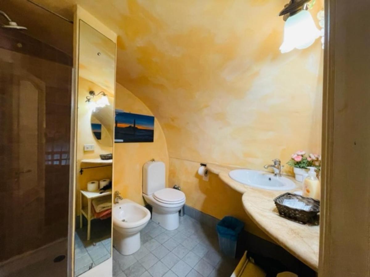 נאפולי Bella Mbriana Rooms מראה חיצוני תמונה